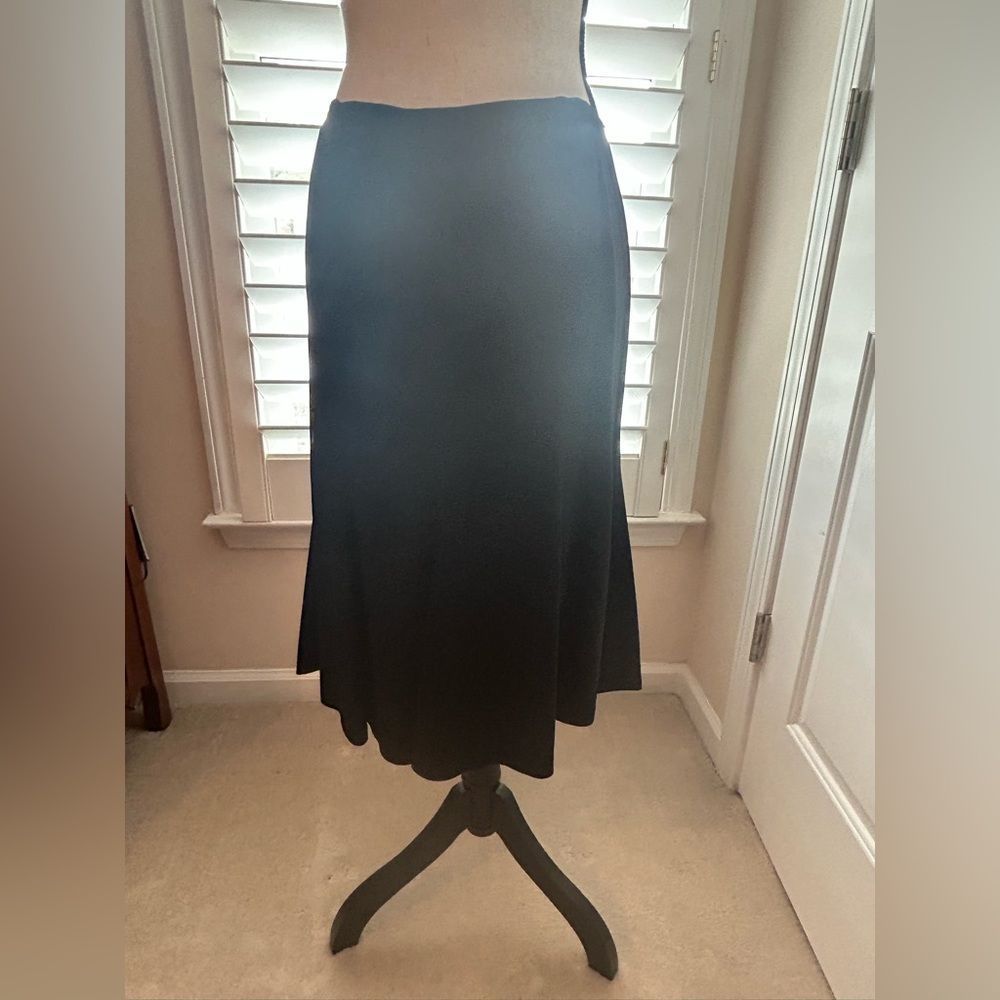 Three piece Talbots Black suit, all size 8 - Picture 11 of 16